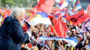 Lucía Topolansky se mostró en contra de modificar el sistema previsional con una reforma constitucional