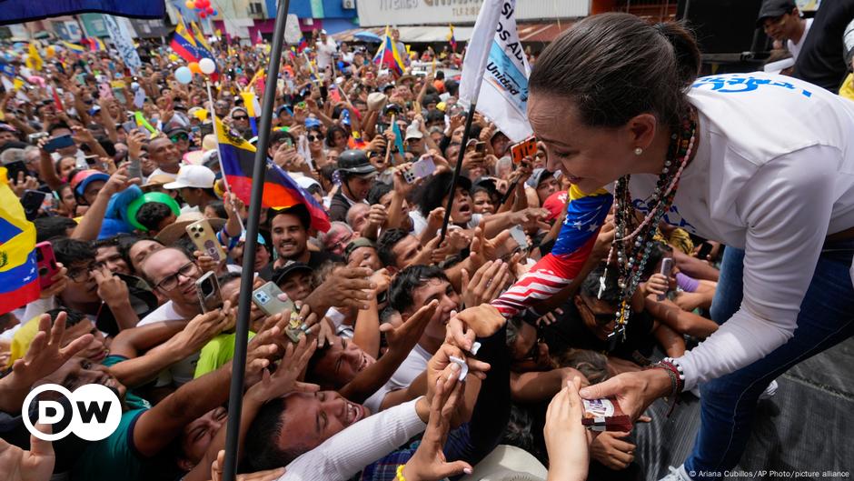 Machado pide a Maduro negociar una transición ordenada – DW – 11/07/2024