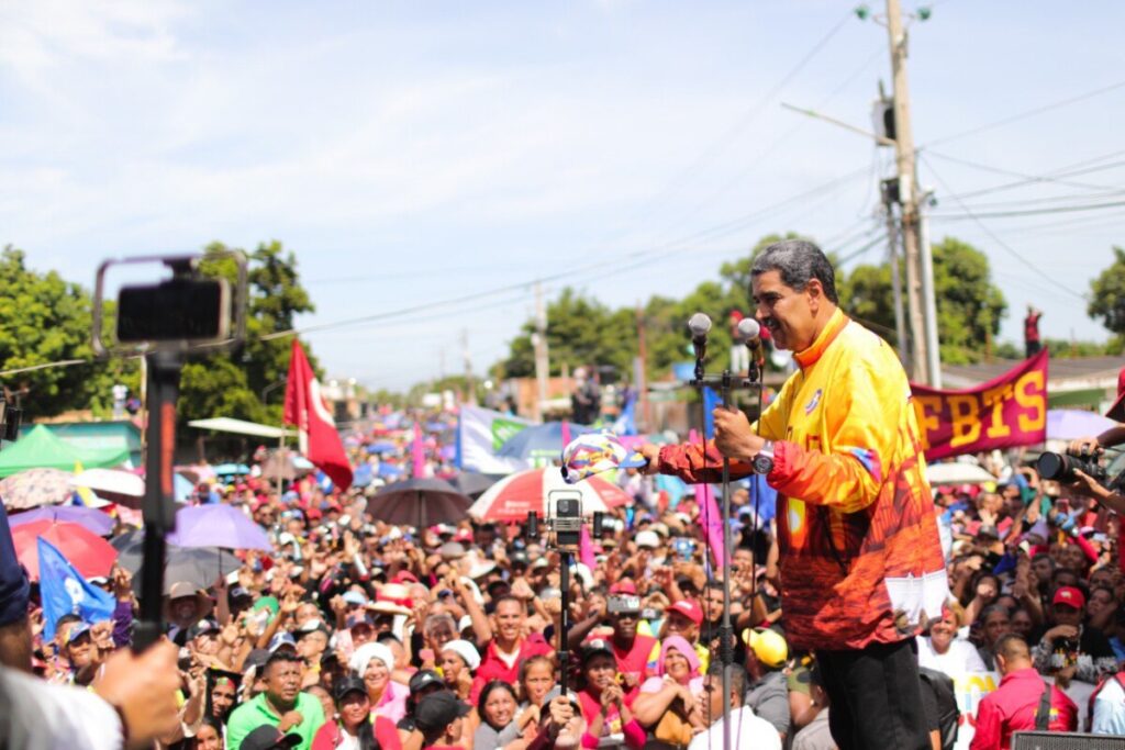 Maduro: A Venezuela le esperan tiempos de prosperidad