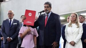 Maduro: PSUV está listo para presentar el 100% de las actas que están en nuestras manos