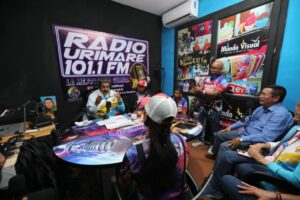 Maduro advierte sobre amenaza paramilitar y defiende la paz en Venezuela - Yvke Mundial