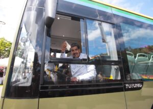 Maduro anuncia un gigantesco sistema de transporte público para Venezuela - Yvke Mundial