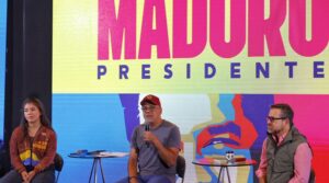 Maduro arrancará campaña electoral con marchas en 70 ciudades