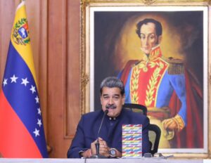 Maduro destaca la importancia del trabajo de los periodistas en el mundo - Yvke Mundial