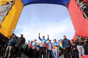 Maduro exige asfaltado, distribución de agua y estabilización de la electricidad en un municipio de Zulia (+Video)