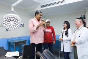 Maduro reinauguró sala de emergencia del Hospital Universitario de Maracaibo