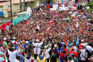 Maduro señaló que Venezuela "no caerá en manos del fascismo"