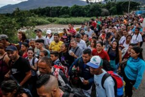 María Corina Machado advierte de una posible ola migratoria si Maduro busca quedarse en el poder “por la fuerza”