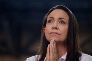María Corina Machado superó obstaculizaciones en la vía para llegar a Portuguesa