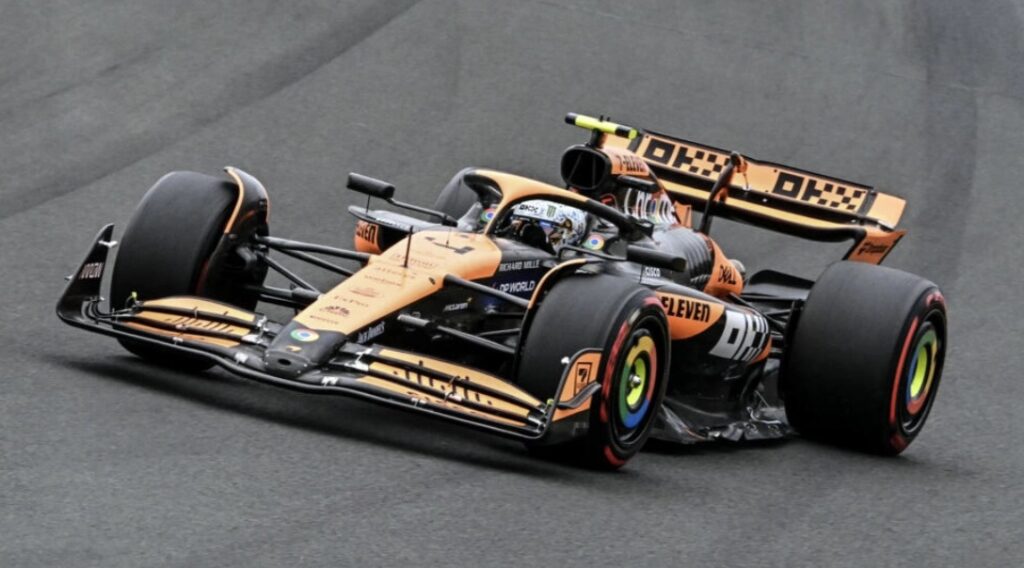 McLaren copa la primera línea en Hungría por delante de Verstappen - AlbertoNews