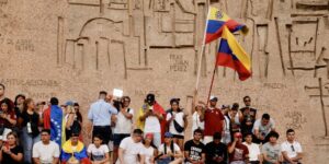 Miles de venezolanos claman en Colón por la libertad de su país