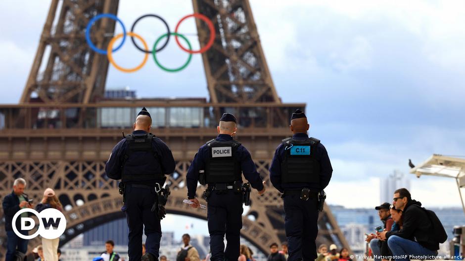 Militar francés herido en un ataque con cuchillo en París – DW – 16/07/2024