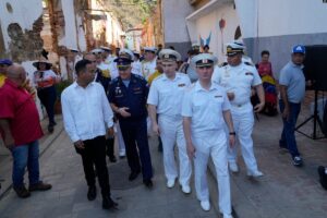 Militares rusos conocieron casco histórico de La Guaira