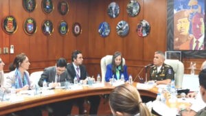 Ministro de la Defensa se reunió con representante del Centro Carter
