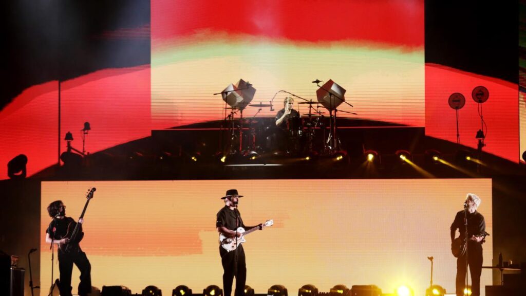 Morat le cumplió a su público, con un lleno total en el estadio El Campín