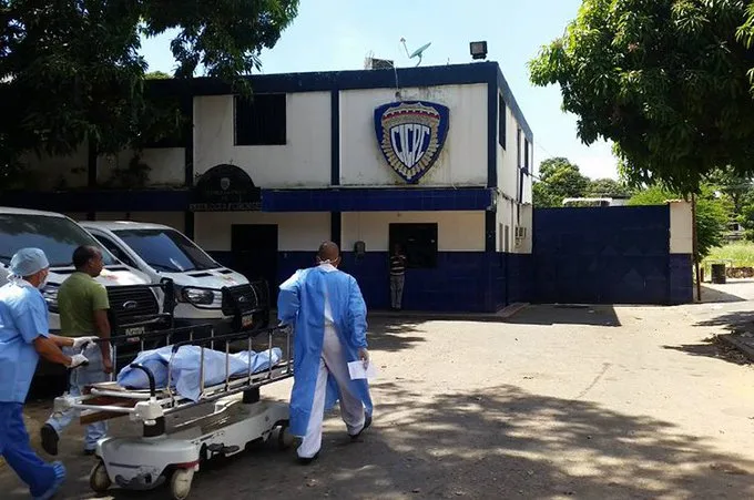 Mujer indigente fue asesinada a puñaladas  y piedras  en Carlos Arvelo