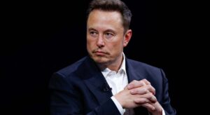 Musk vuelve a retrasar el plan del robotaxi y Tesla frena su rally ante las dudas sobre su estrategia
