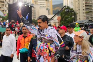 Nicolás Maduro inauguró Plaza de la Juventud