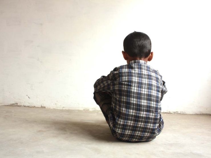 Niño de cuatro años es atacado sexualmente por un vecino
