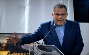 “No sé de dónde sacó el señor ese papel”