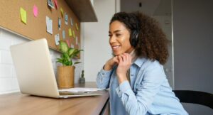 Ofertas de empleo trabajo en casa y con los sueldos de hasta $ 10 millones