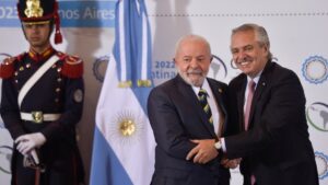 Oposición destraba credenciales de testigos. Fernández no será ya veedor.