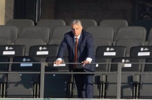 Orbán arremete contra la política de la UE en Ucrania y aplaude a Trump durante un encendido discurso en Rumanía
