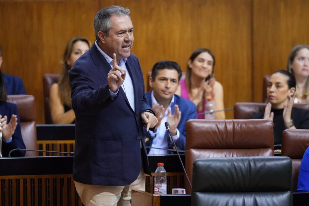 PSOE-A presenta demandas por injurias y calumnias contra once políticos de PP y Vox tras los fallos del TC por los ERE