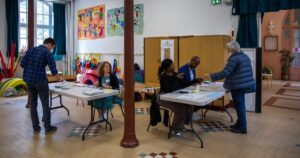 París, ciudad favorable a la izquierda, teme por el resultado en Francia