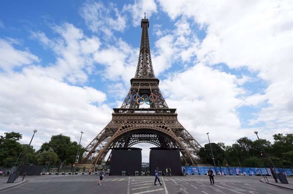París, la capital olímpica blindada, Matilda y las botas de Mbappé