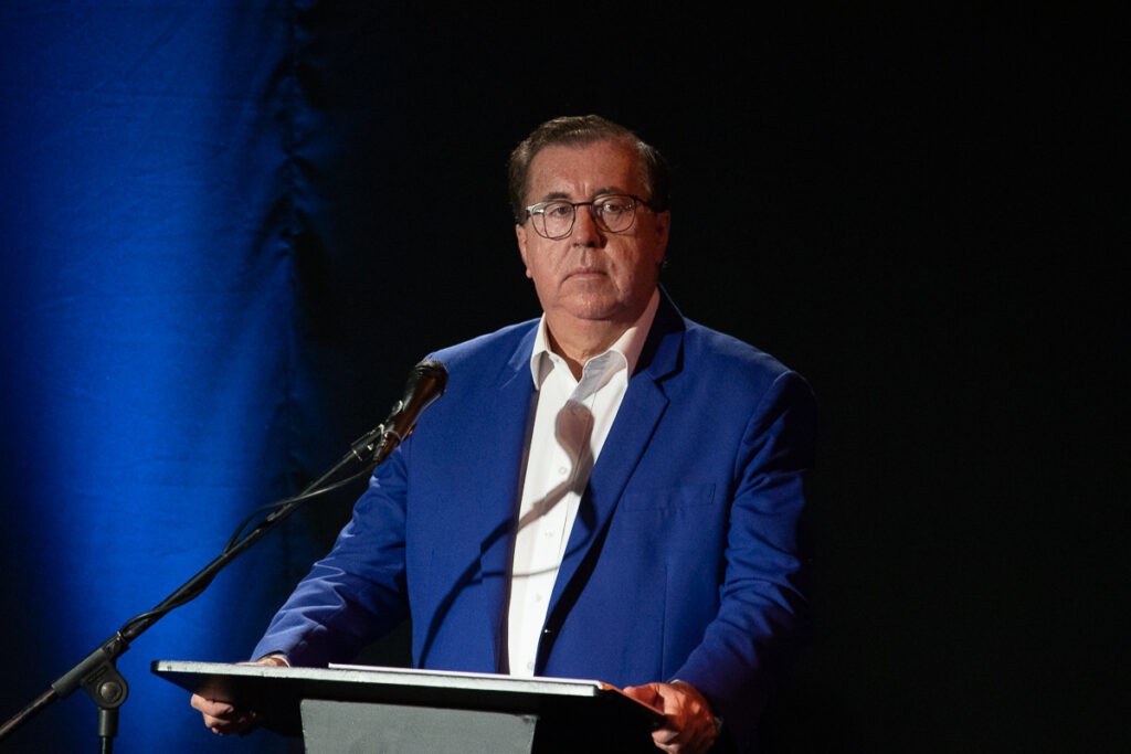 Pérez Vivas insta al CNE a frenar "delitos electorales" de Maduro
