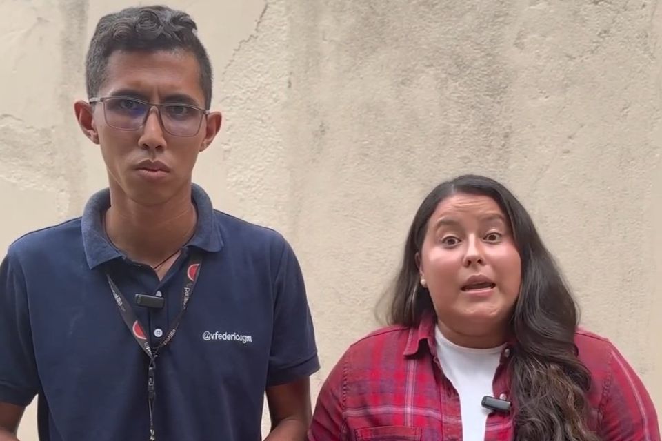 Periodistas Andrea Fabbiani y Víctor González SNTP