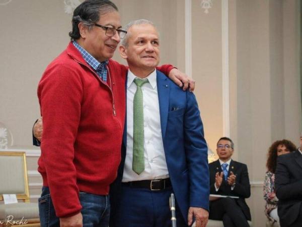 Petro aceptó renuncia de Carlos Ramón González, implicado en escándalo de la UNGRD | Gobierno | Economía