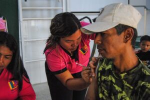 Pobladores de comunidades mineras de Guasipati recibieron atención integral de la CVG