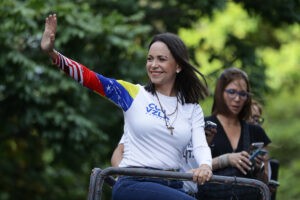 Presidenta del Parlamento Europeo asegura a Machado que "el mundo está atento a estas elecciones" en Venezuela