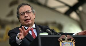 Presidente Gustavo Petro sugiere a tercera edad salir a marchar por reforma pensional