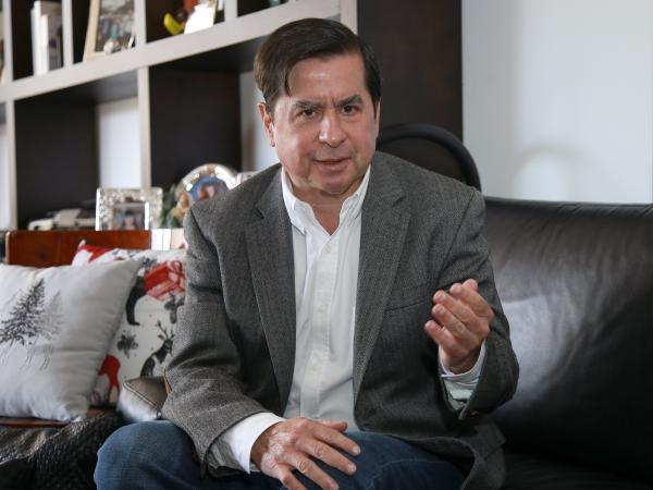 Presidente Petro designa a Juan Fernando Cristo como nuevo ministro del Interior | Gobierno | Economía