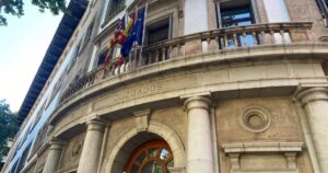 Prisión provisional sin fianza para el detenido por incendiar su casa con su mujer y su hijo dentro este jueves en Palma
