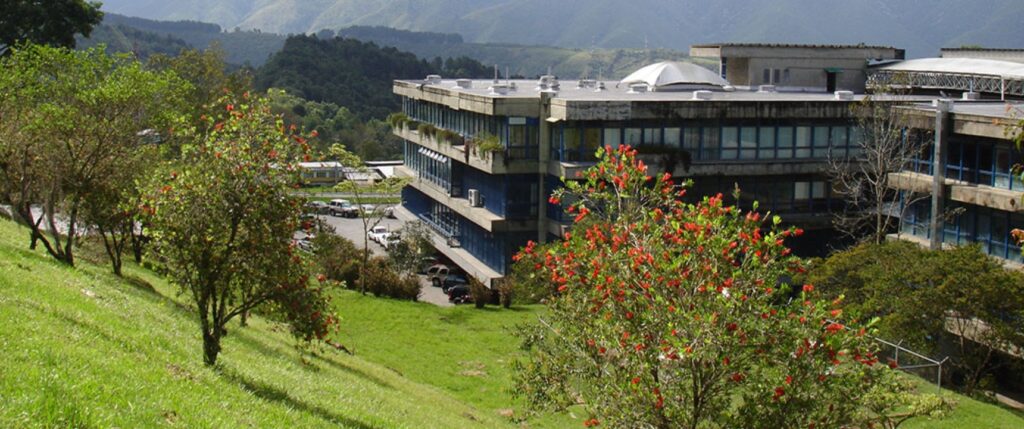 Profesores de la ULA buscan generar ingresos propios