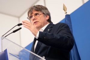 Puigdemont sobre que TS mantenga la orden de detención: "La Toga Nostra"