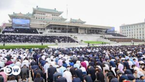 Pyongyang conmemoró a Kim Il-sung en una gran ceremonia – DW – 09/07/2024