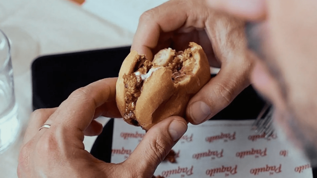 Qué es y dónde probar los mejores 'paquitos' de Madrid