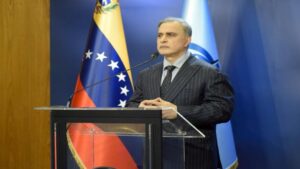 Quien promueva la usurpación de funciones del CNE incurrirá en un delito