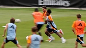 Real Madrid: El día que Endrick conoció a Rüdiger: intenso marcaje a lo Haaland, duro golpe... y a pasar por 'boxes'