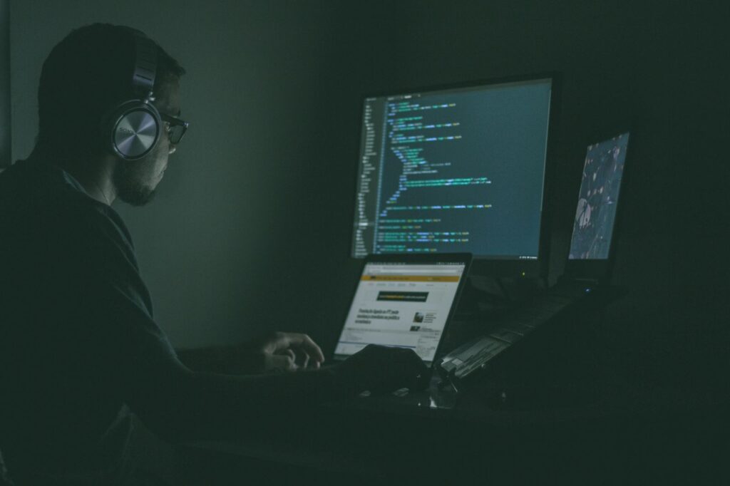 Recomendaciones para evitar ciberataques en redes sociales a empresas