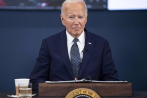 Renuncia Biden | Directo: Kamala Harris aboga por "ganarse" la nominación presidencial