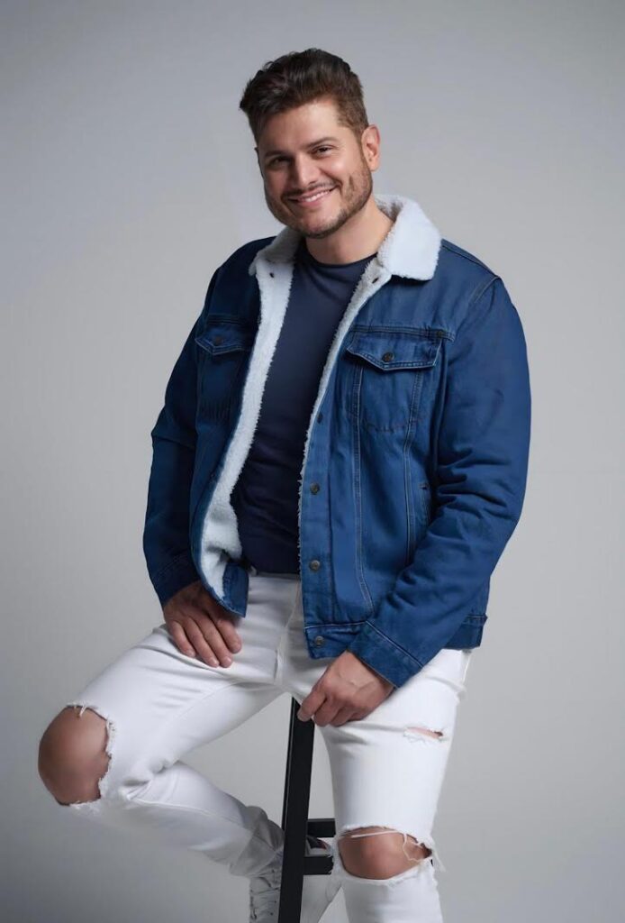 Ricardo Malfatti presenta "Historias": Un viaje emocional a través del pop contemporáneo