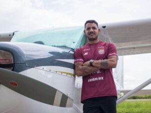 Richard Blanco con el Carabobo FC para el clausura FutVe