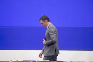 Sánchez se querella por un presunto delito de prevaricación contra el juez que investiga a su mujer