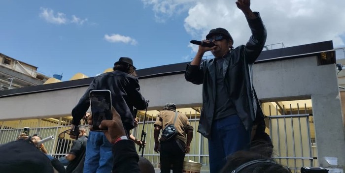 Servando y Florentino sorprendieron con recorrido en el Metro y concierto en Chacaíto - AlbertoNews